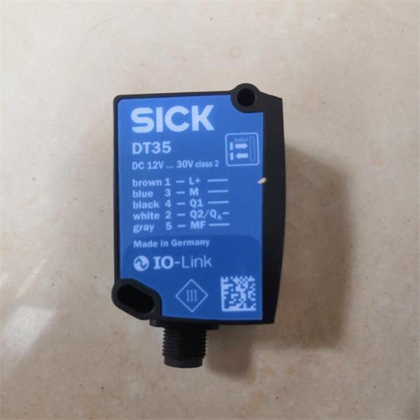 SICK灌装液位监控传感器DT35-B15251